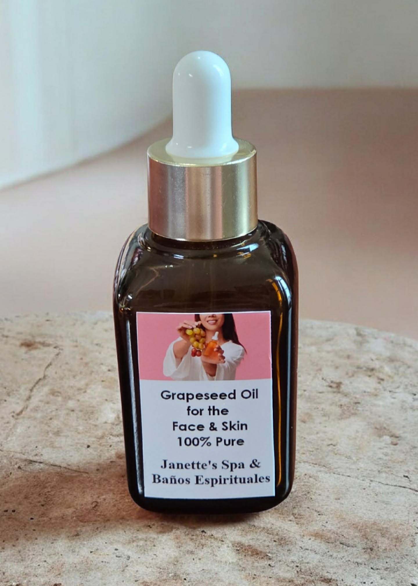 Grape Seed Oil Reduces the Formation of Wrinkles and Scars