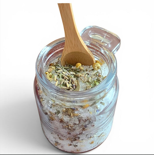 Epsom Salt Baths Relieve Muscle Pain, Soften Skin, and Improve Sleep Quality